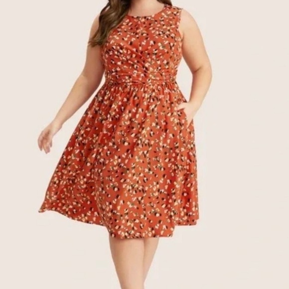 Bloomchic Allover Print Ruched Tank Dress 1X (14–16) NWT - Picture 4 of 5